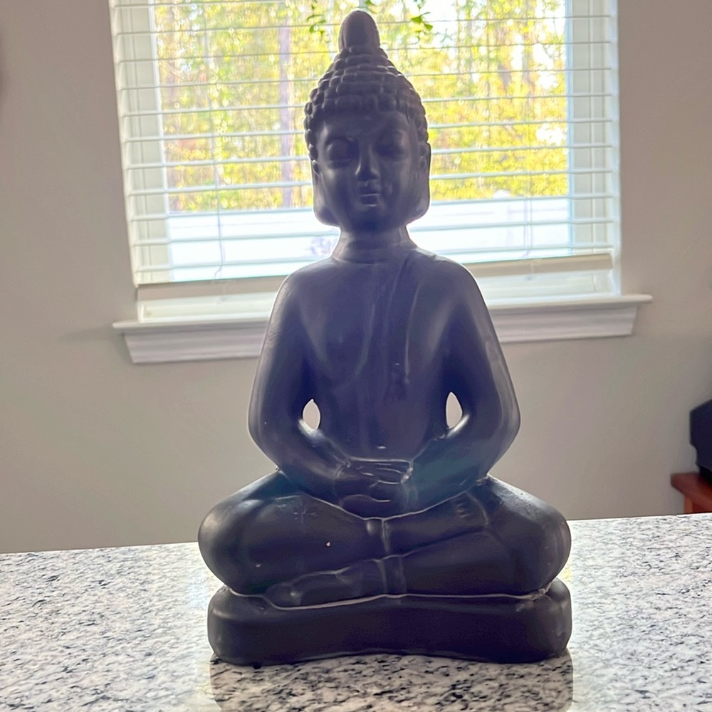 Buddha statue | indoor/outdoor decor